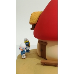 Smurfette House Fariboles with two figurines The Smurfs  MA1 (2018)